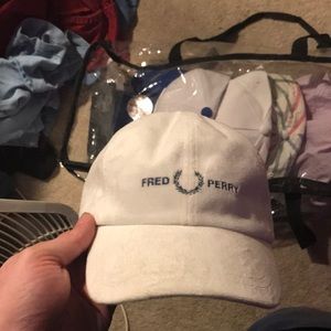 Fred perry suade